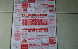 ELLE EST LA NOTRE NOUVELLE AFFICHE